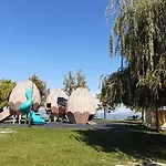 Diana Nyaralo * Balatonfenyves